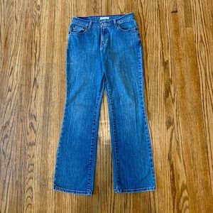 VTG 2000s y2k Levis 550 Relaxed Boot Cut Flare Med Wash Jeans 4 Short Stretch